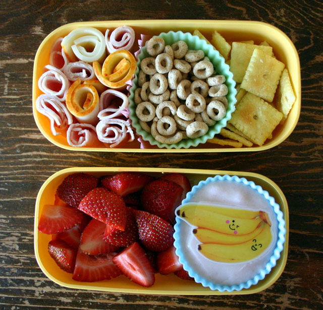 More than 70 healthy lunch ideas for kids! Print out a list and keep it on the refrigerator for inspiration.