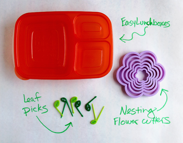 OK, this is cool! Four moms use the same tools to make different lunches.