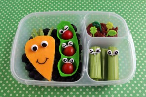 A veggie garden bento from Wendolonia. See the completely different lunches 3 other bloggers made using the same tools!